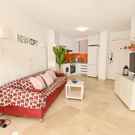 Edificio Oceanic Apartment